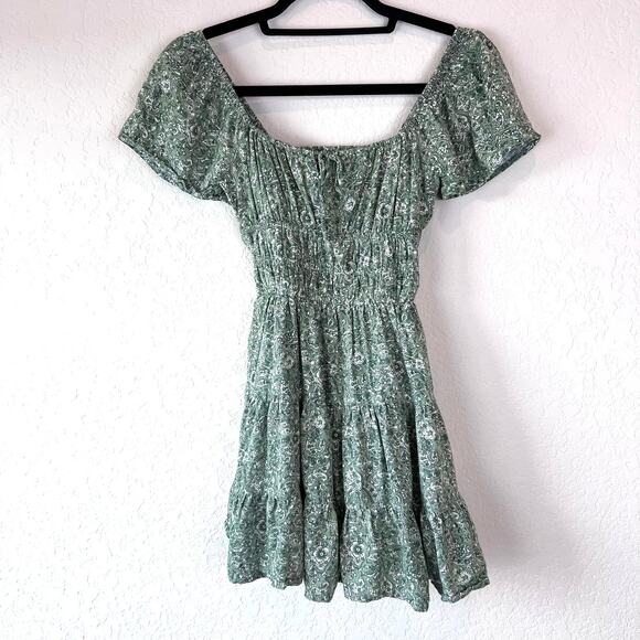 Hollister Green Floral Short Sleeve Mini Dress with Shorts size XXSP Cottagecore - Picture 2 of 9